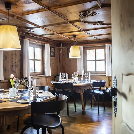 Rössle Superior Hotel 4*