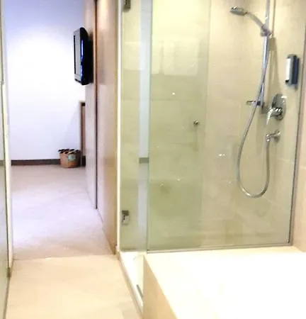 Roessle Superior Hotel 4*