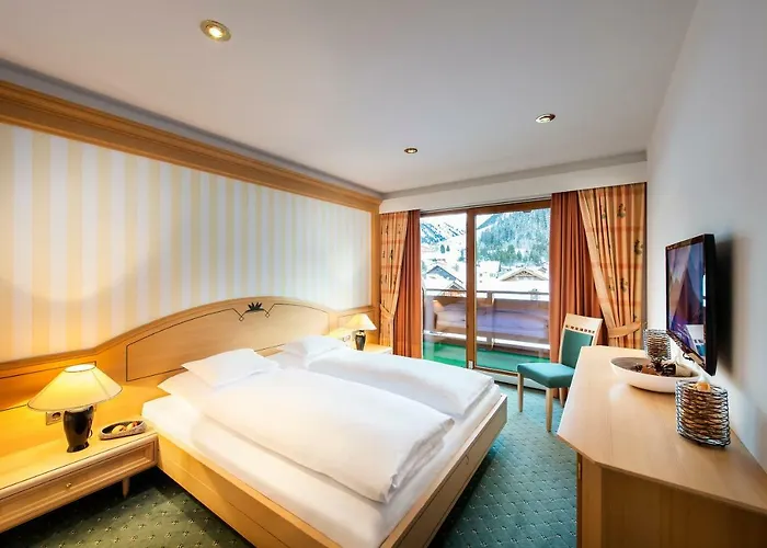 Roessle Superior Hotel