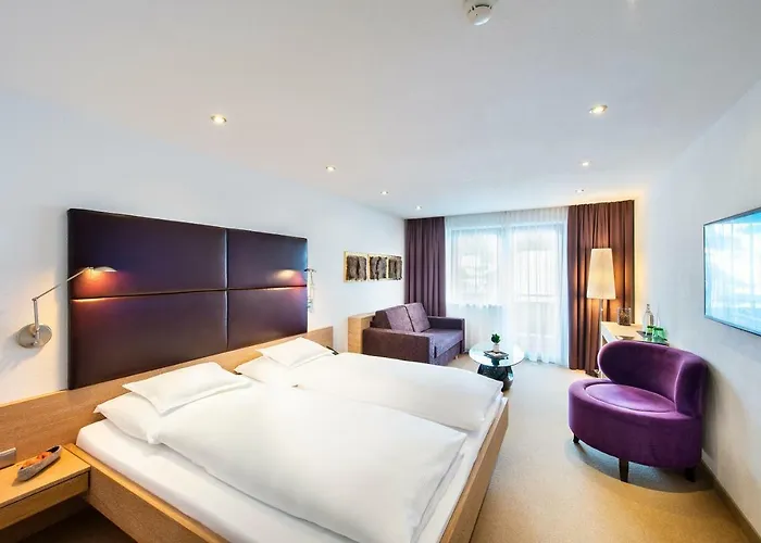 Roessle Superior Hotel 4*