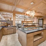 Roessle Superior Hotel 4*