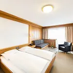 Roessle Superior 4*