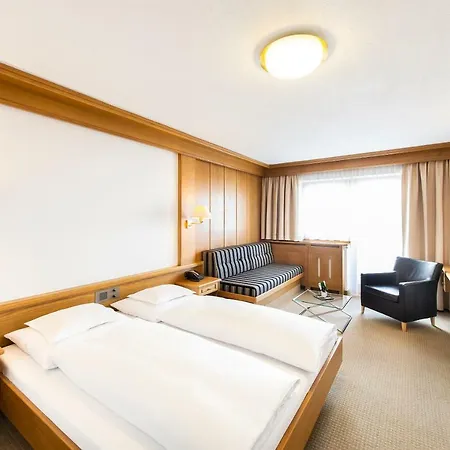Rössle Superior 4*