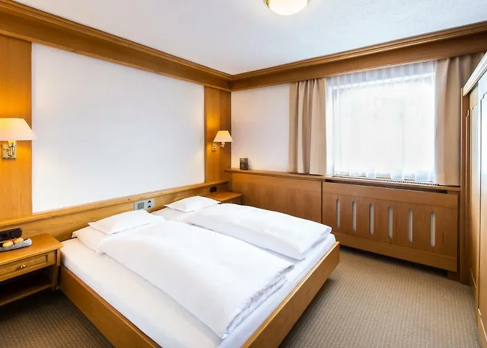 Roessle Superior 4* 加尔蒂